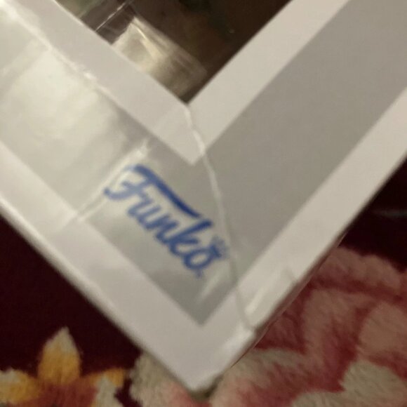 Funko Pop! Deluxe: Star Wars - Bo-Katan Kryze on the Throne #669 - Picture 6 of 8